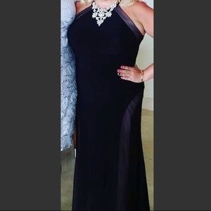 NWT - NW NIGHTWAY Women's 21367 Black OPEN BACK ILLUSION HALTER GOWN